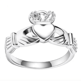 Classic Claddagh Ring